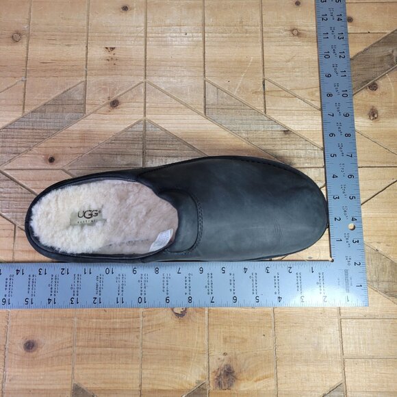 UGG Classic Clogs Men's 13 Smooth Black Leather Sheepskin Slip-On Slippers. - Picture 12 of 16
